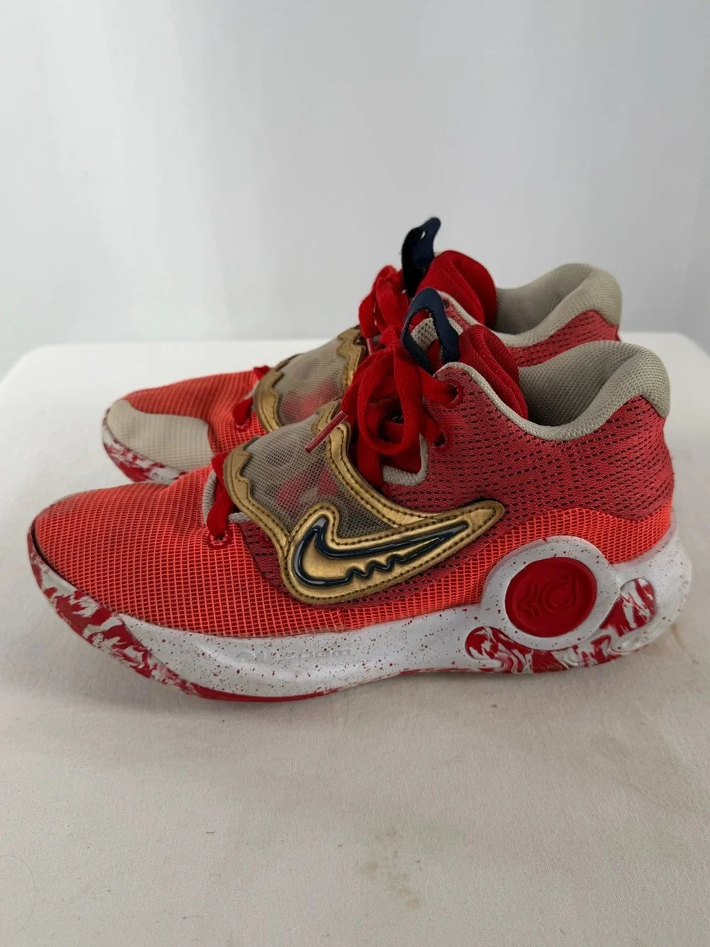 Nike KD Trey 5 X University‎ Red Metallic Gold Size 7